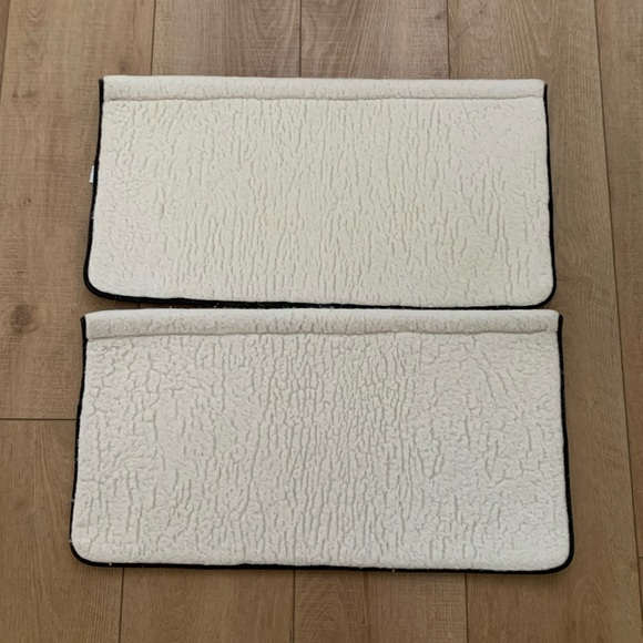 SOLD Equifit t-foam sheepswool standing wraps 14” - Picture 2 of 3